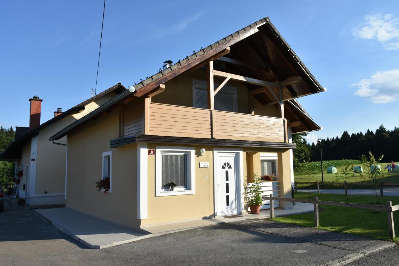 Apartma Marija Metlika Exterior photo